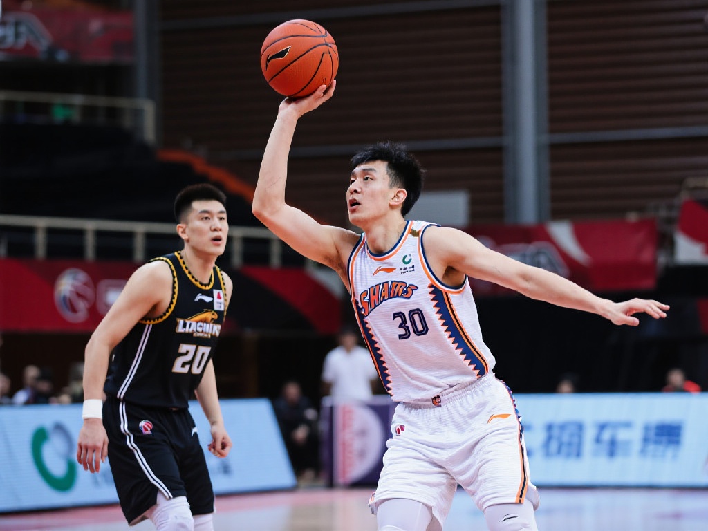 山东力拼前四!客战辽宁全员出战势在必得 在山东队近期的比赛中,球队核心球员的状态